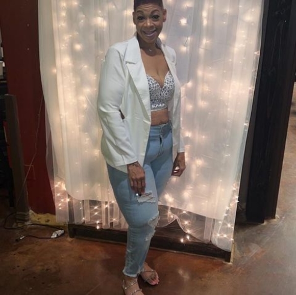 Meet your Posher, Kendrea - Picture 1 of 1